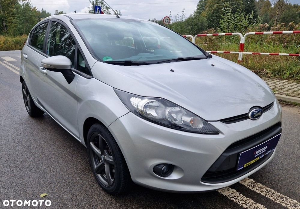 Ford Fiesta - 12