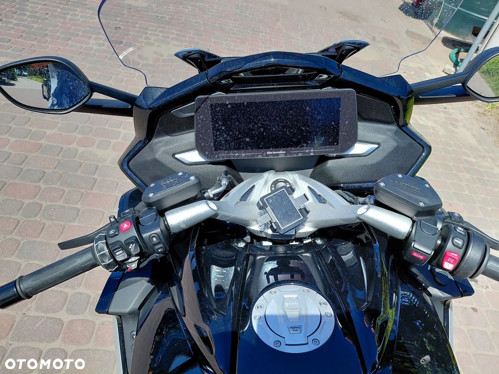 BMW K - 9