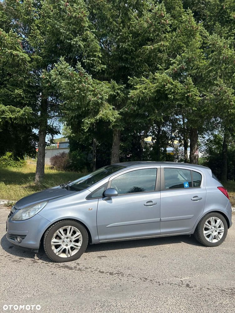 Opel Corsa 1.4 16V Cosmo - 5