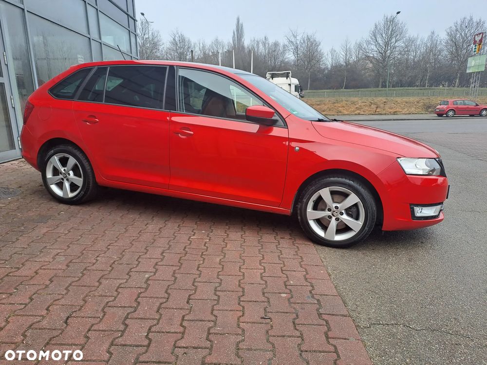 Skoda RAPID 1.2 TSI Style+ - 8