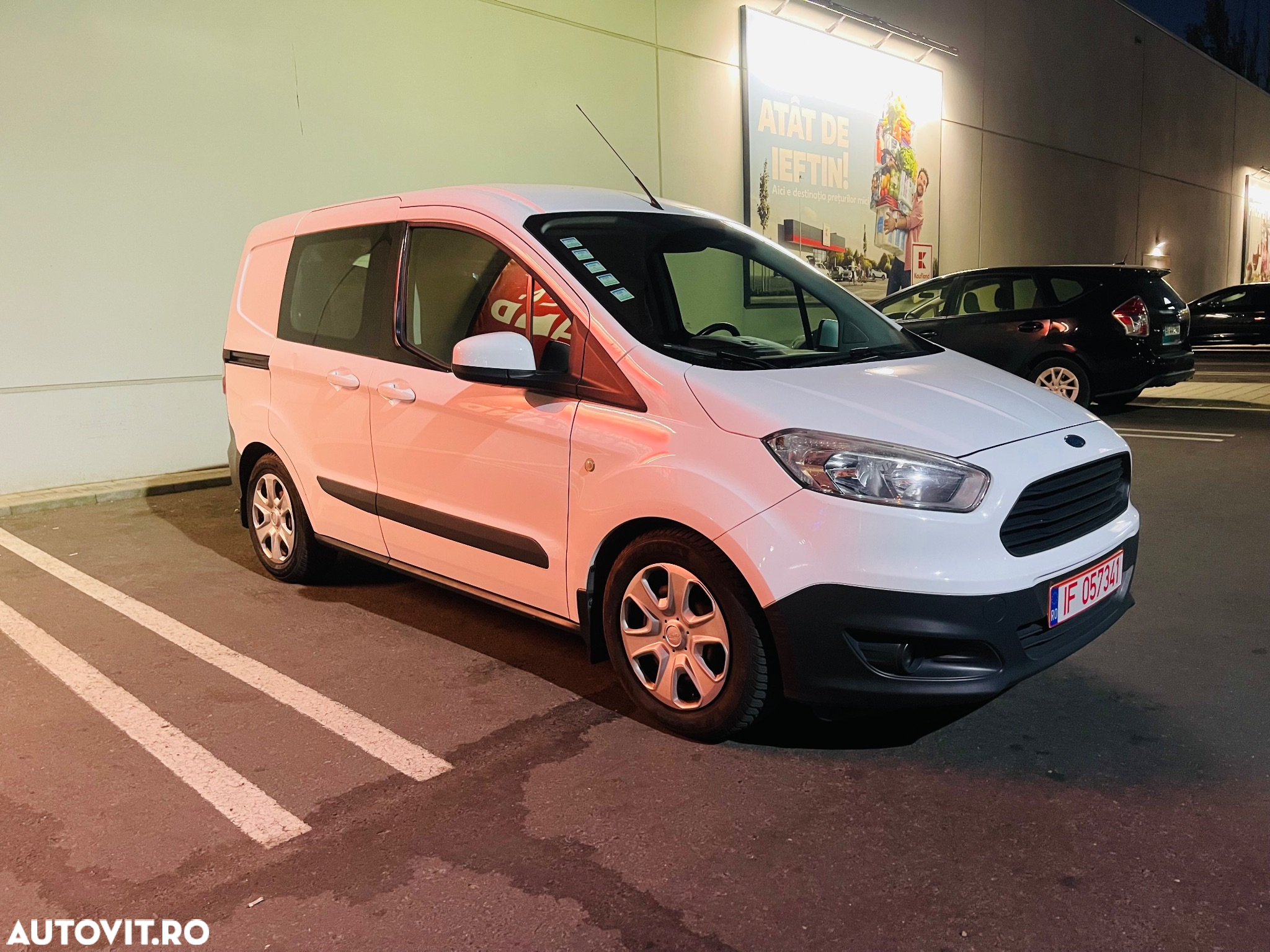 Ford Tourneo Courier 1.5 TDCi Trend - 3