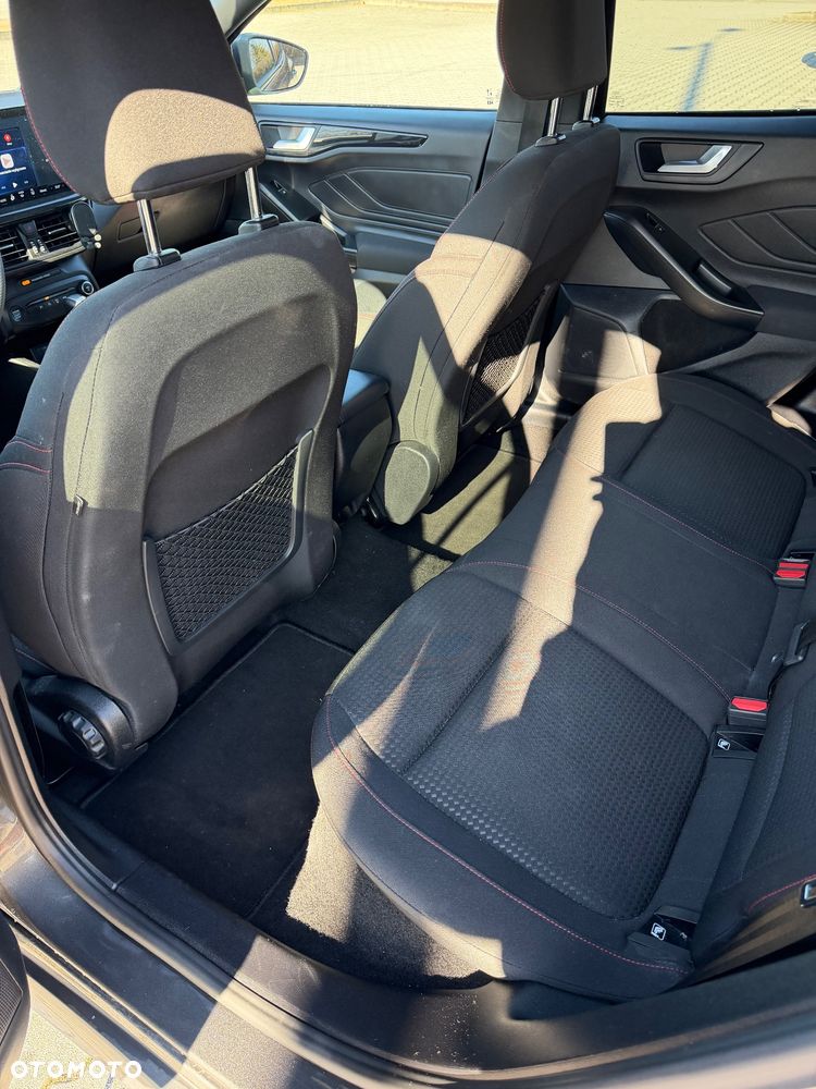 Ford Focus 1.0 EcoBoost Hybrid ST-LINE STYLE - 14