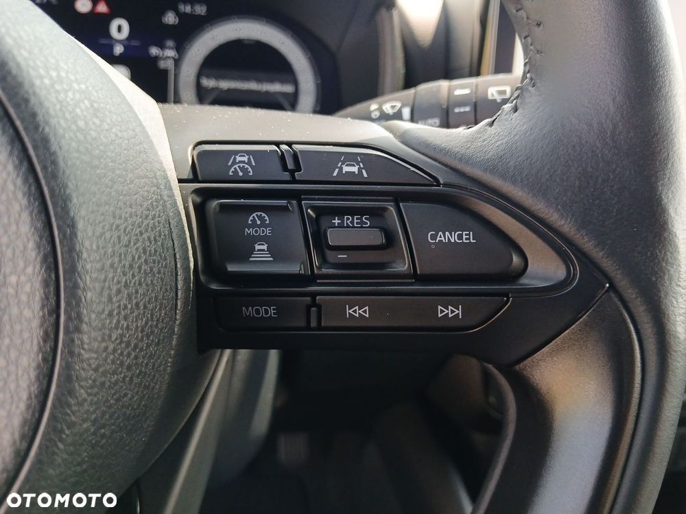 Toyota Yaris Hybrid 1.5 Premiere Edition - 30