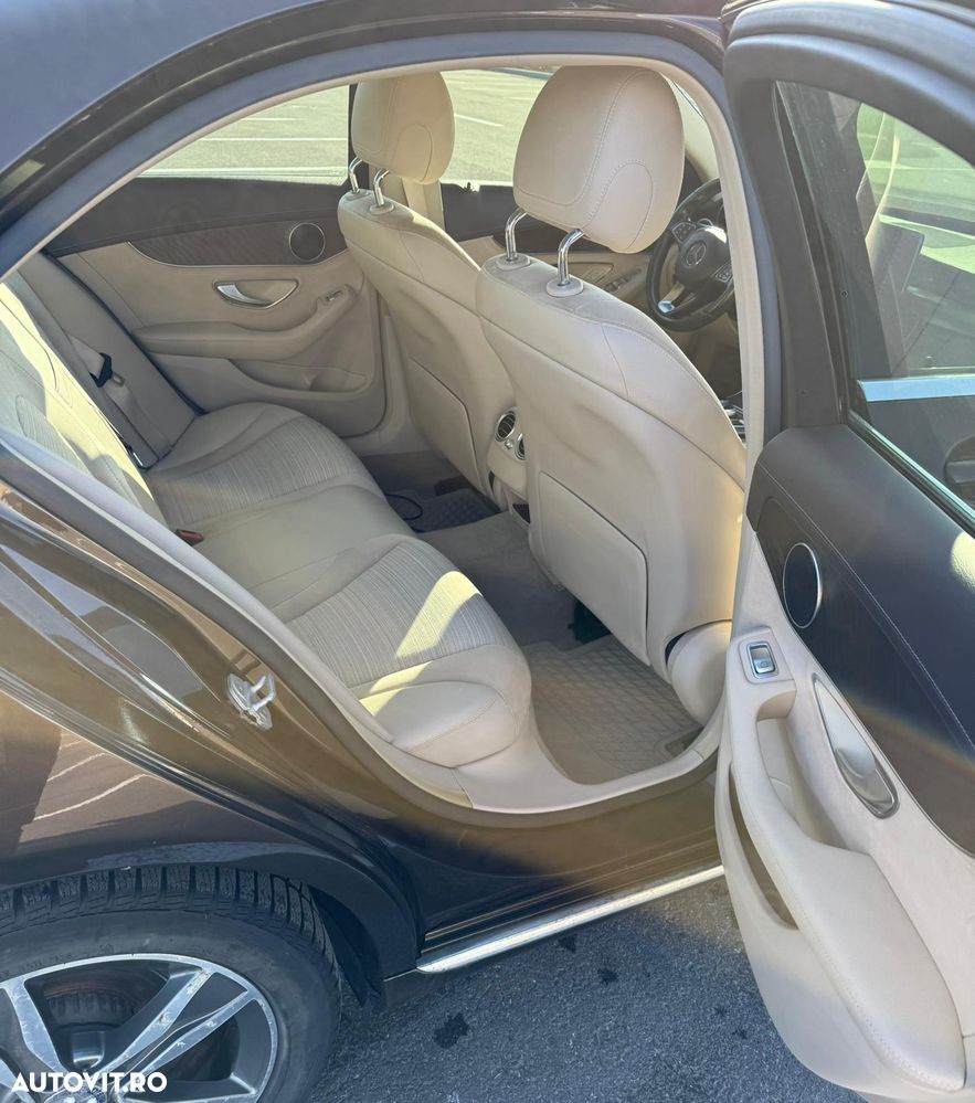 Mercedes-Benz C 250 BlueTec - 10