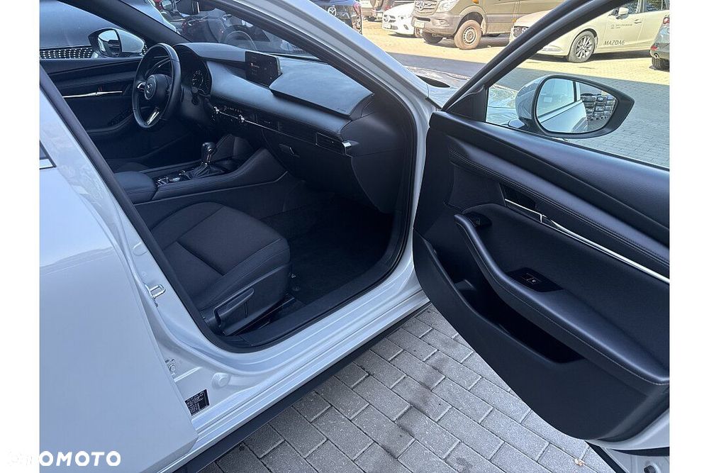 Mazda 3 2.0 mHEV Centre-Line - 23