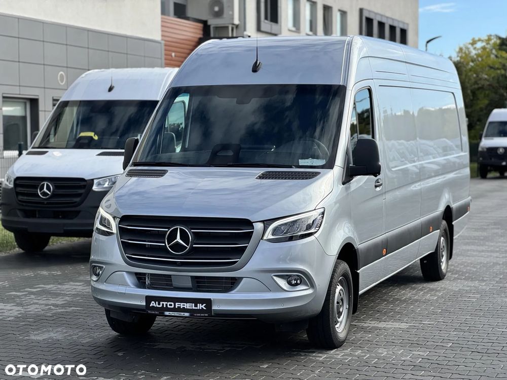 Mercedes-Benz Sprinter - 4