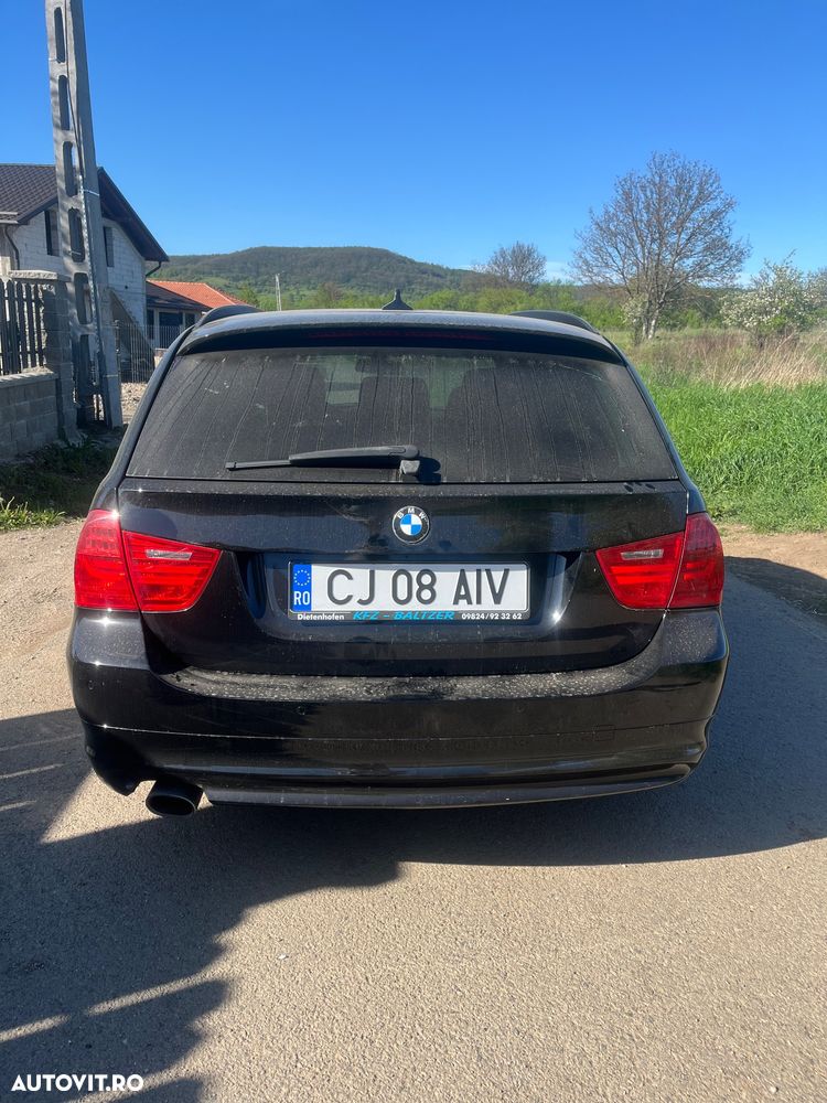 BMW Seria 3 320d DPF Aut. - 4