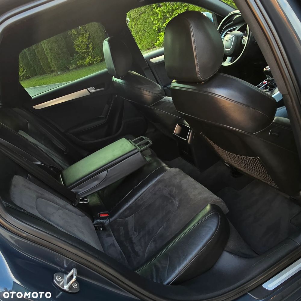 Audi A4 ver-1-8-tfsi-s-line-sportpaket-plus- - 25