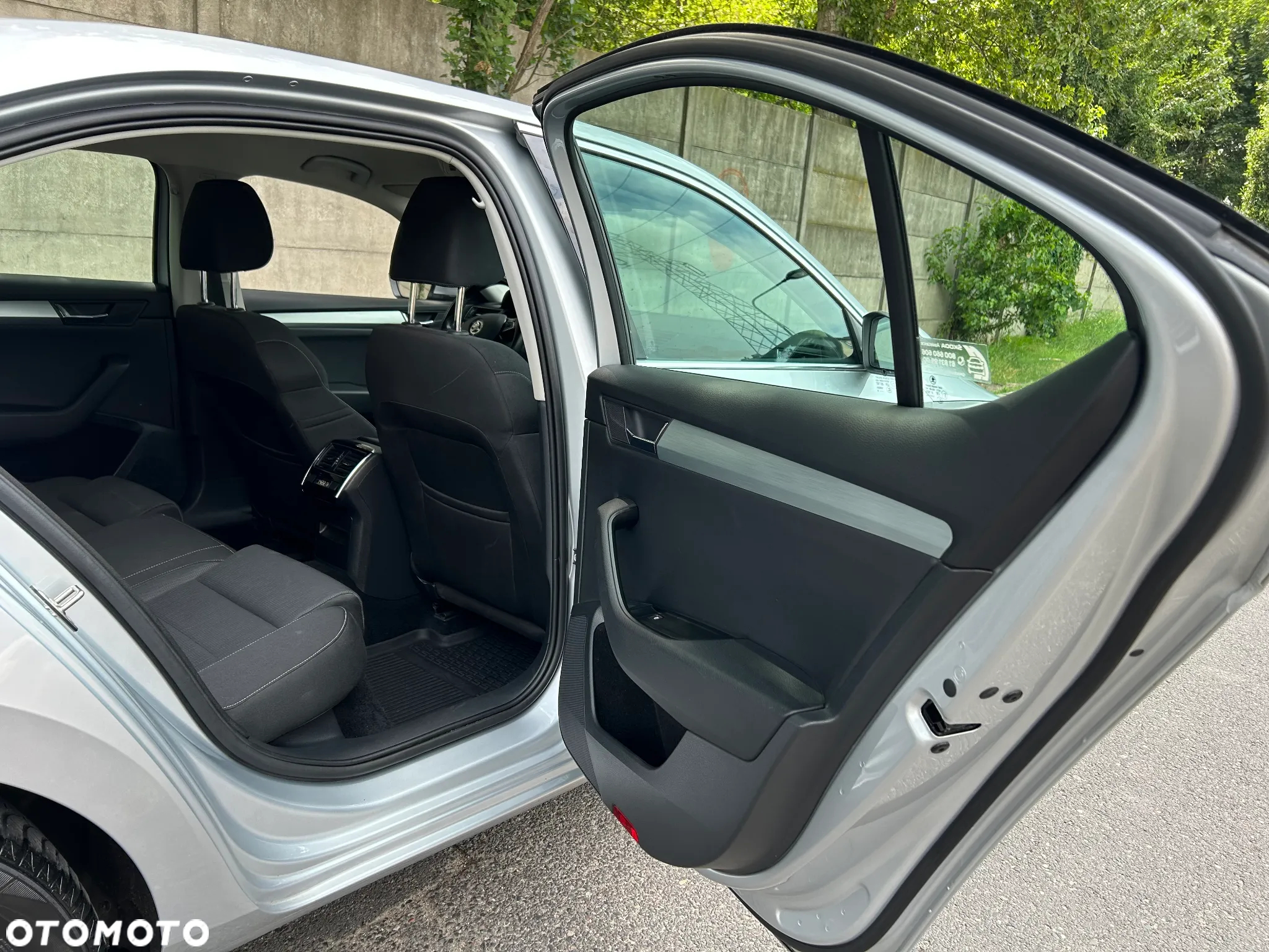 Skoda Superb 1.8 TSI Ambition DSG - 20