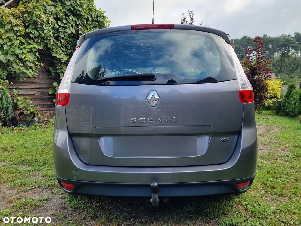 Renault Grand Scenic - 8