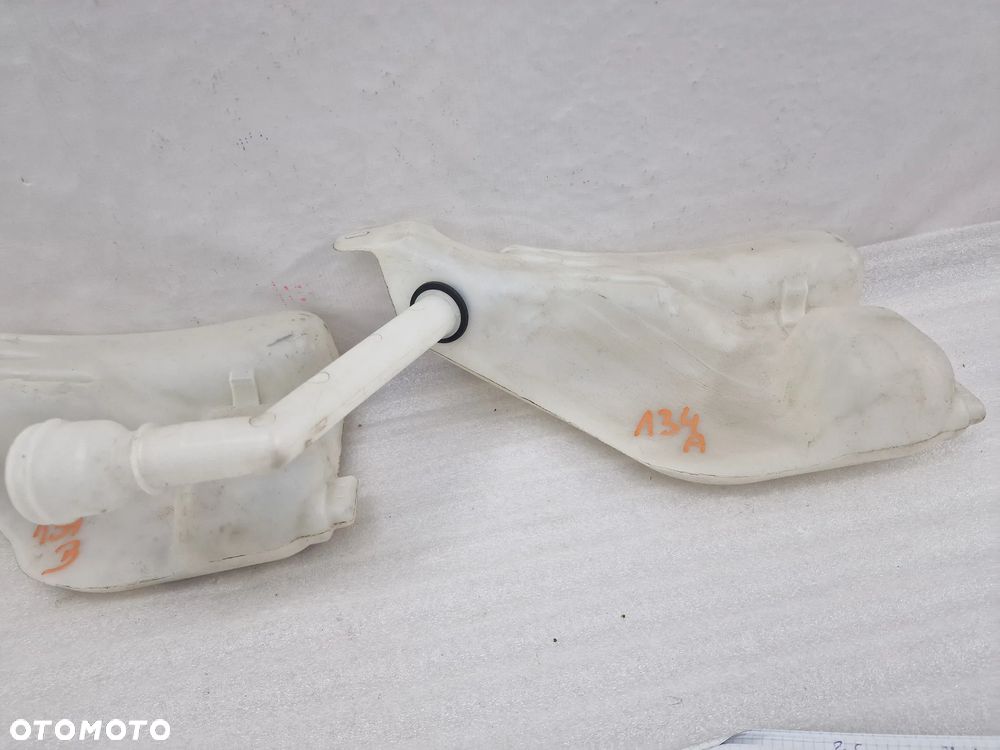 RENAULT MEGANE 3 III / SCENIC 08- ZBIORNICZEK SPRYSKIWACZY , NR 289108100R / 289104884R / 289101024R , NR AUKCJI ZS134 - 2