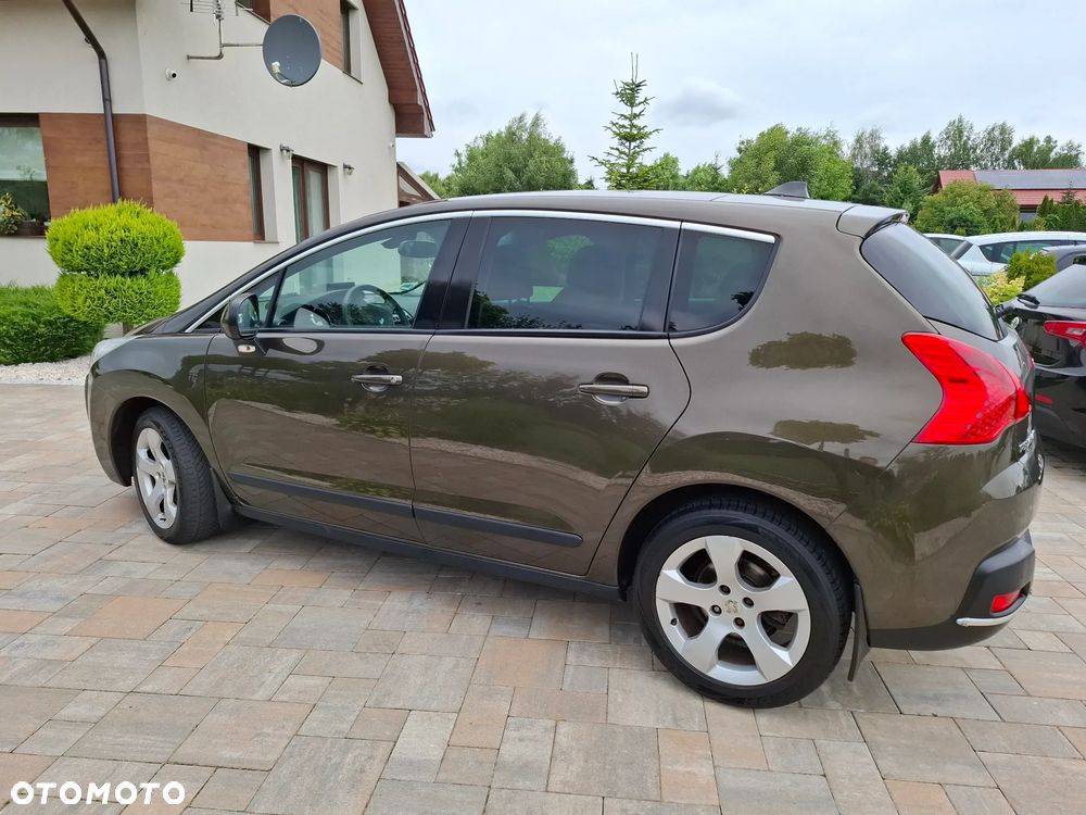 Peugeot 3008 HDi FAP 110 Premium - 11