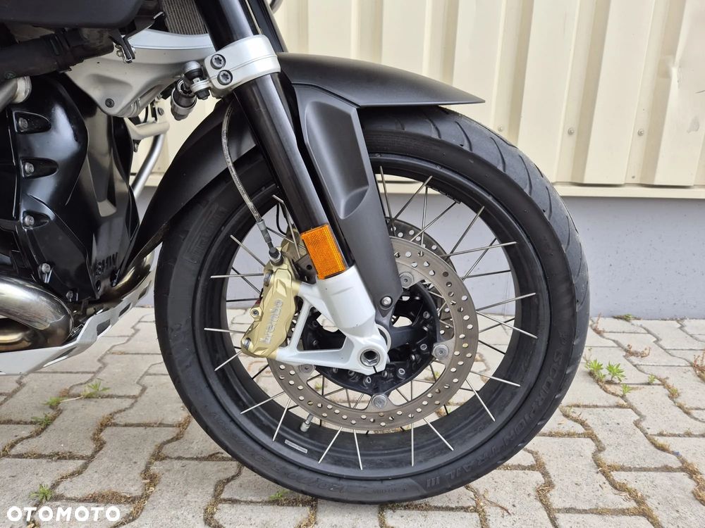 BMW Adventure - 16