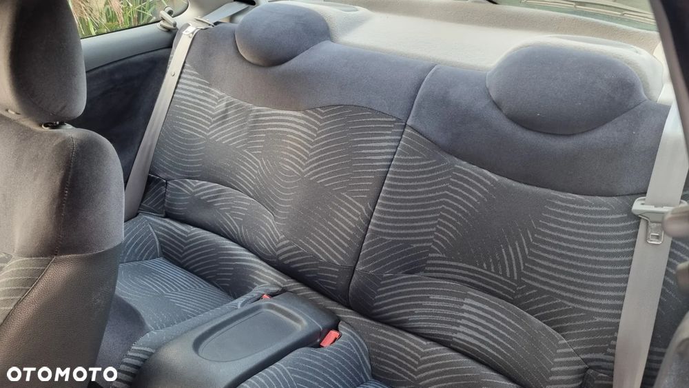 Renault Megane 1.6 - 12