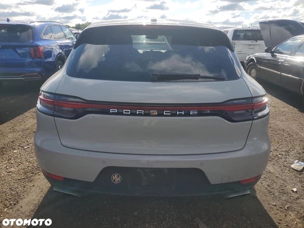 Porsche Macan - 5