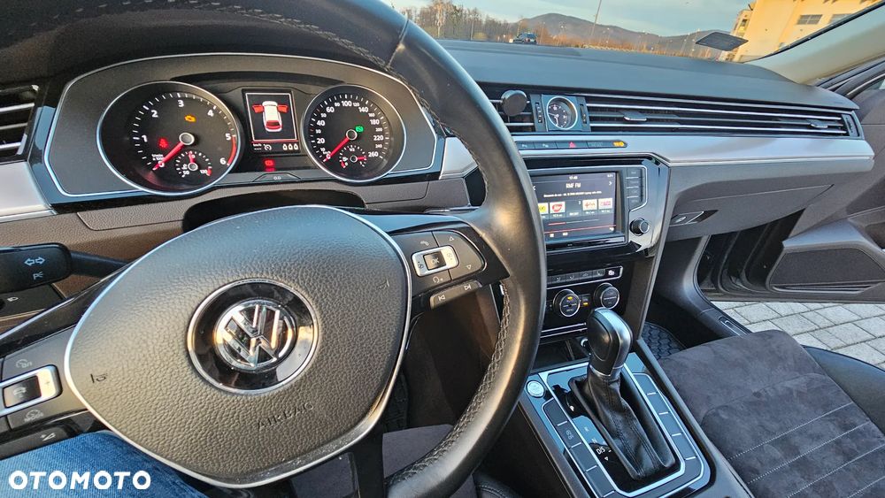 Volkswagen Passat 2.0 TDI BMT Highline DSG - 8