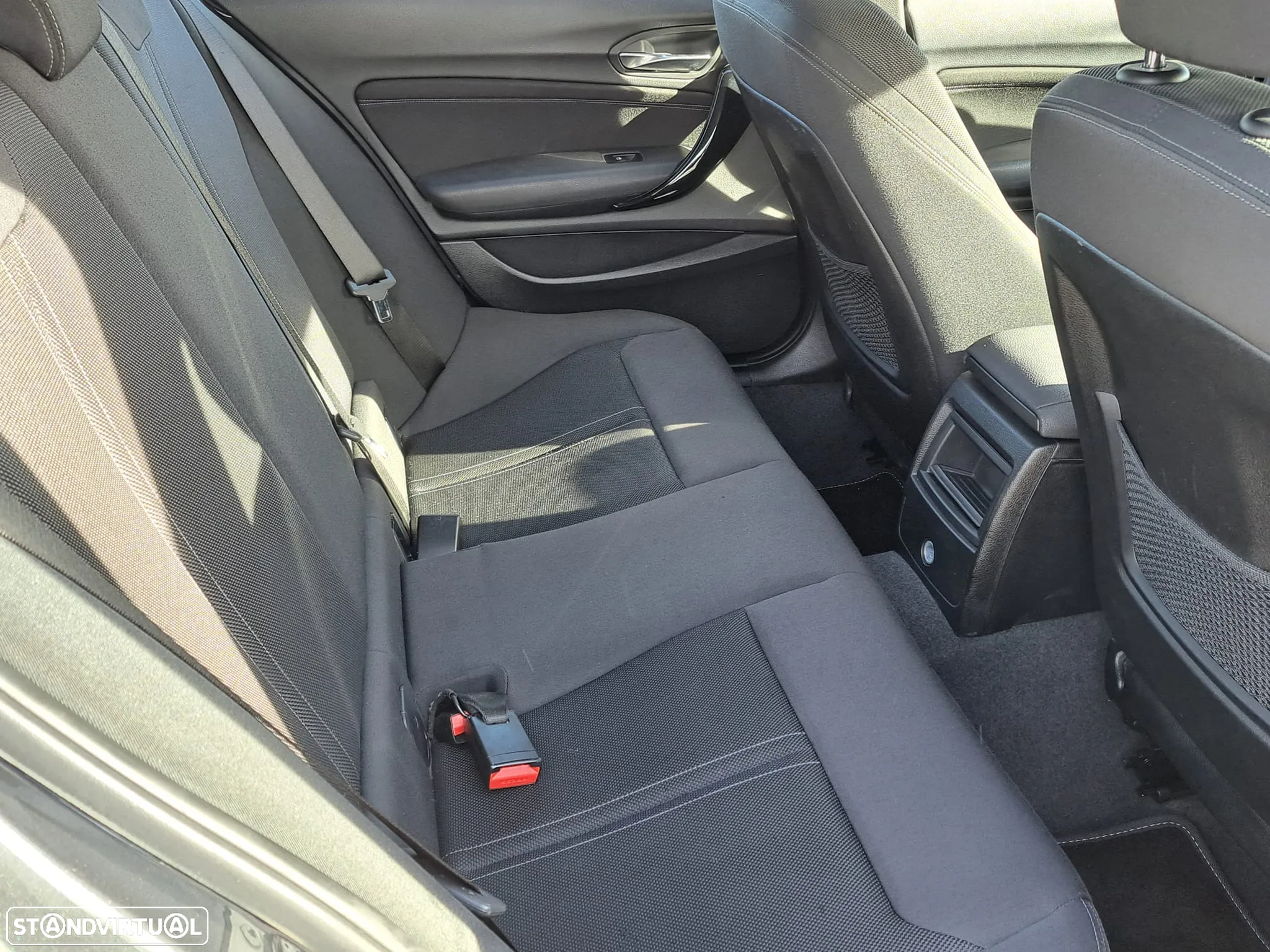 BMW 116 d Line Sport - 25