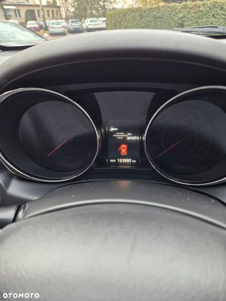 Mitsubishi ASX 1.6 DI-D 2WD Plus - 17