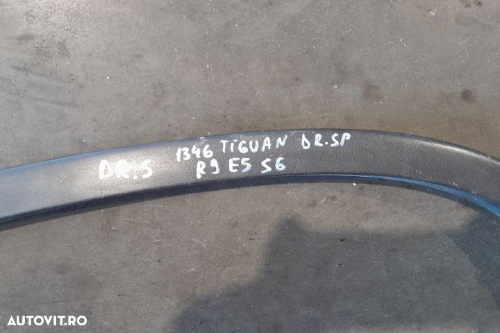 Bandou aripa spate dreapta 5N0854820C 5N0854820C Volkswagen VW Tiguan - 2