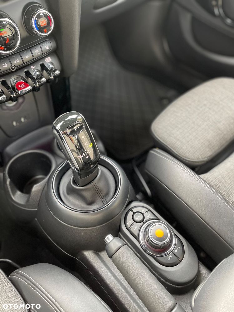 MINI Cooper S - 8