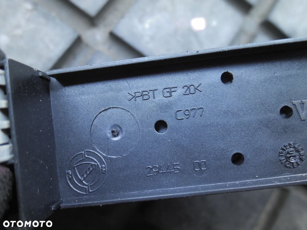 PRZEŁĄCZNIK ŚWIATEŁ PRZECIWMGIELNYCH FIAT CROMA 2944500 - 3