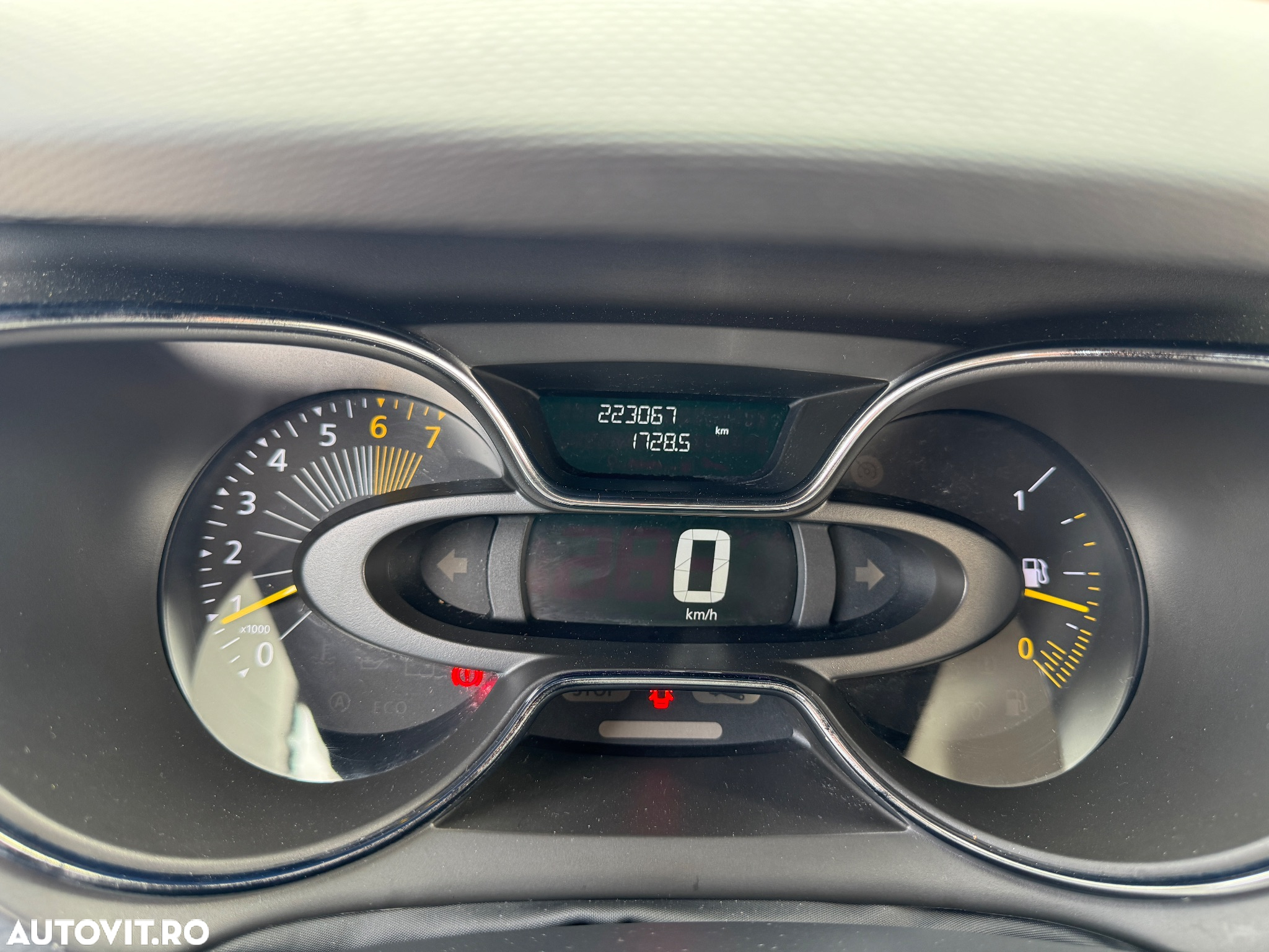 Renault Captur - 18