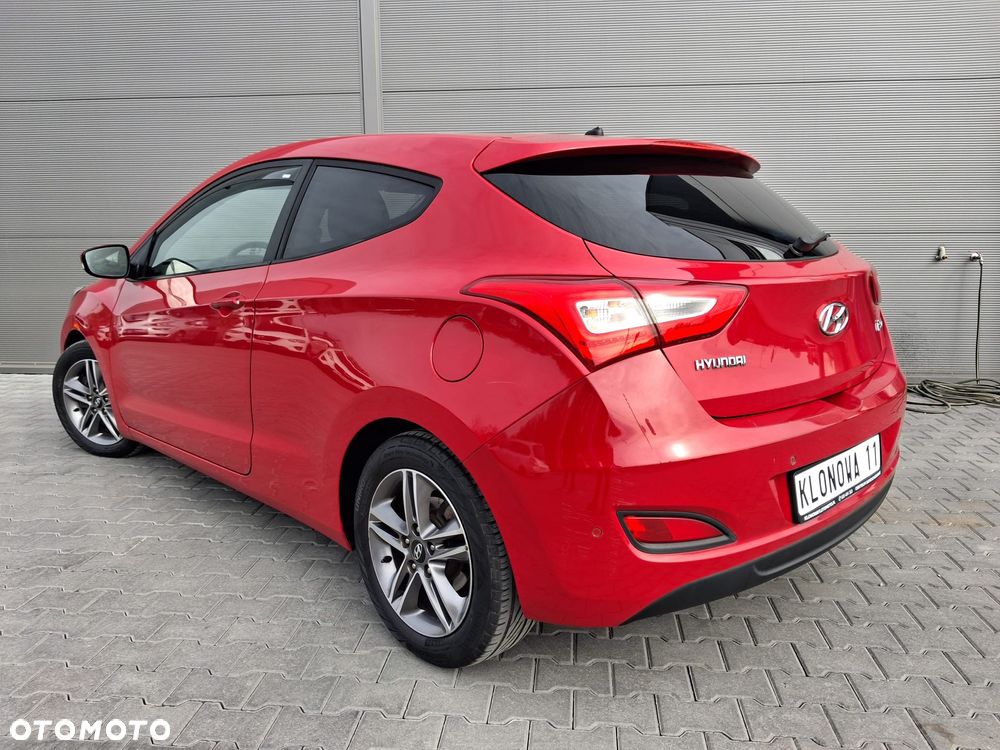 Hyundai i30 1.6 CRDi Premium - 11