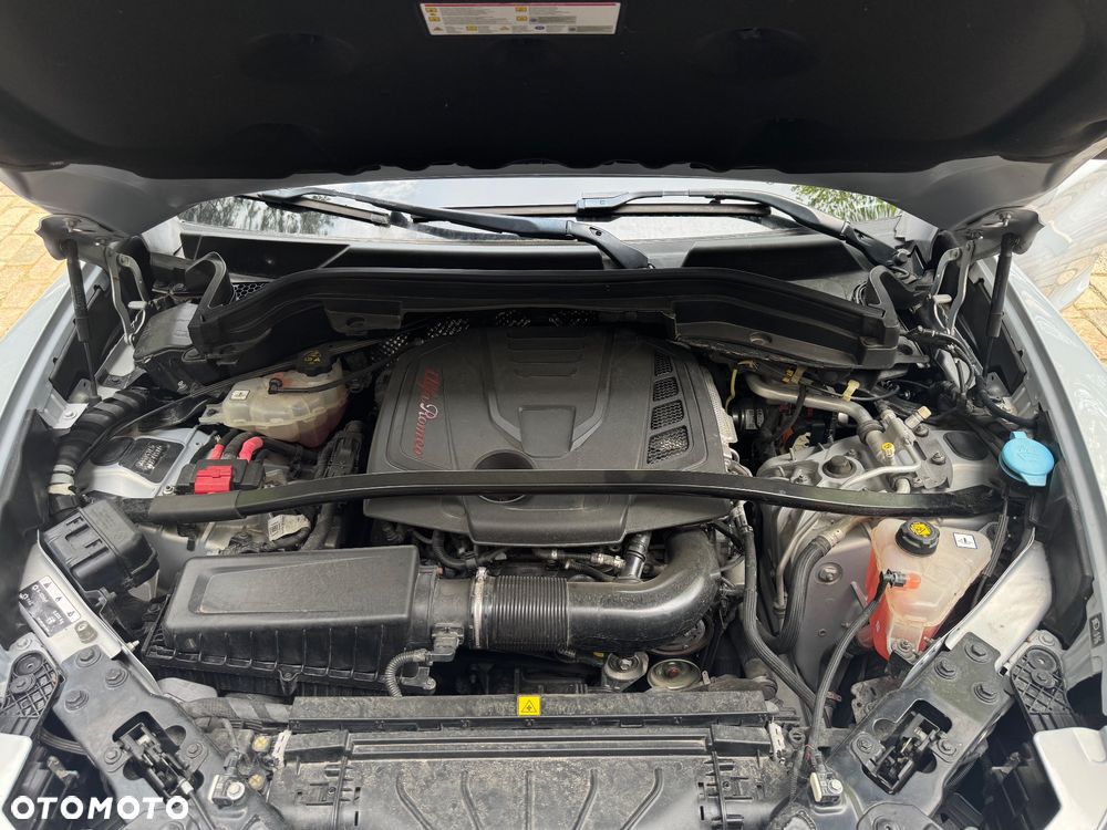 Alfa Romeo Stelvio - 14