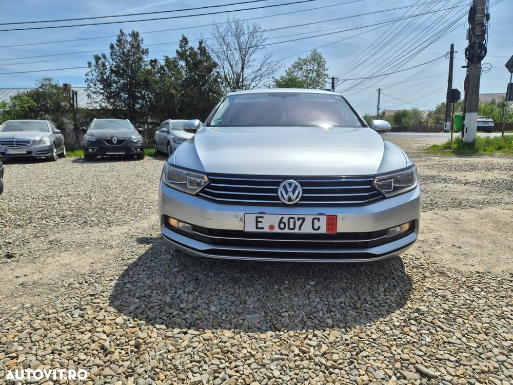 Volkswagen Passat 2.0 TDI DSG (BlueMotion Technology) Comfortline - 3