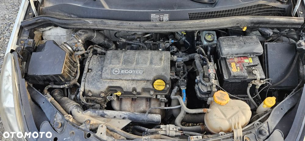 Opel Corsa 1.2 16V 111 - 13