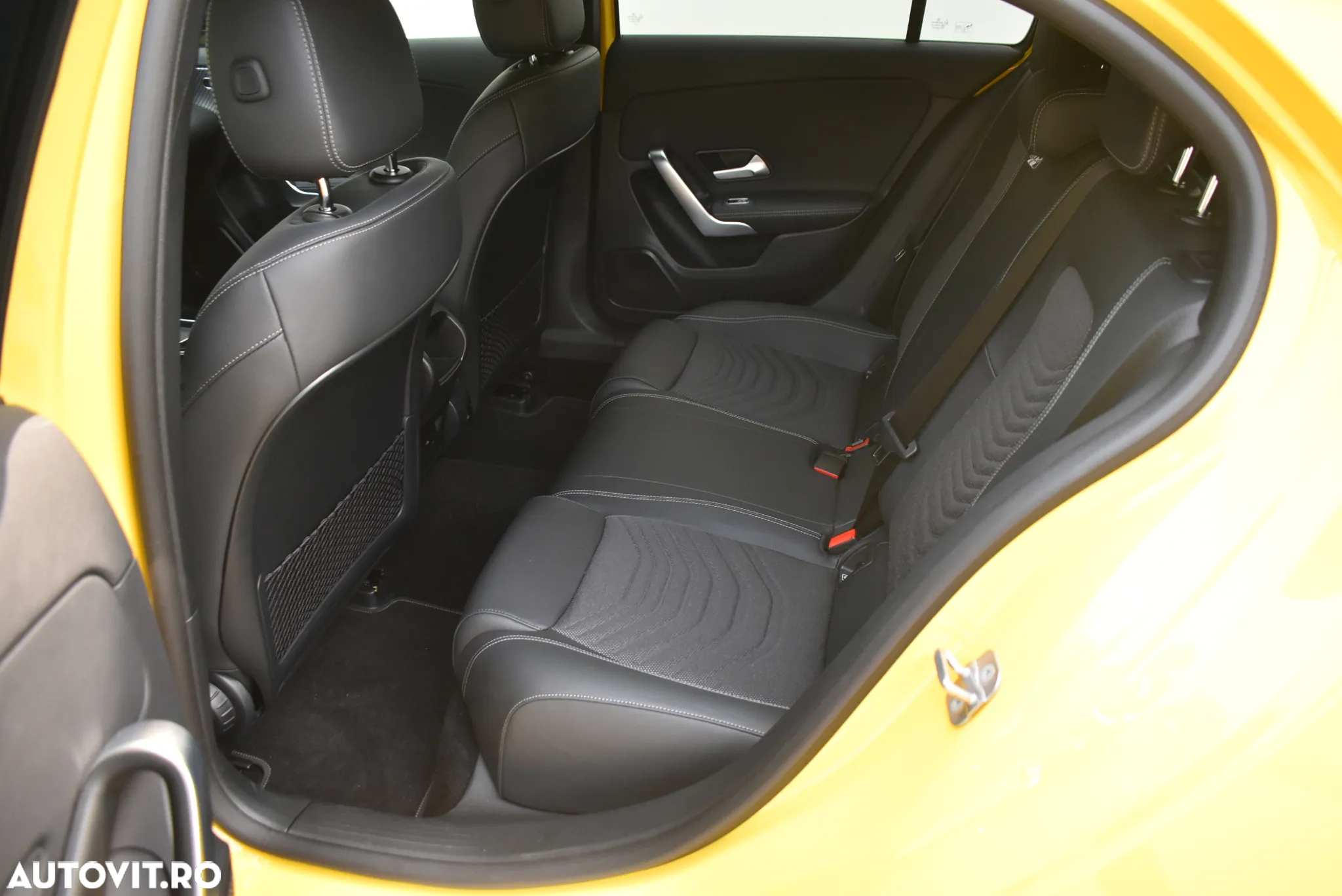 Mercedes-Benz A - 25