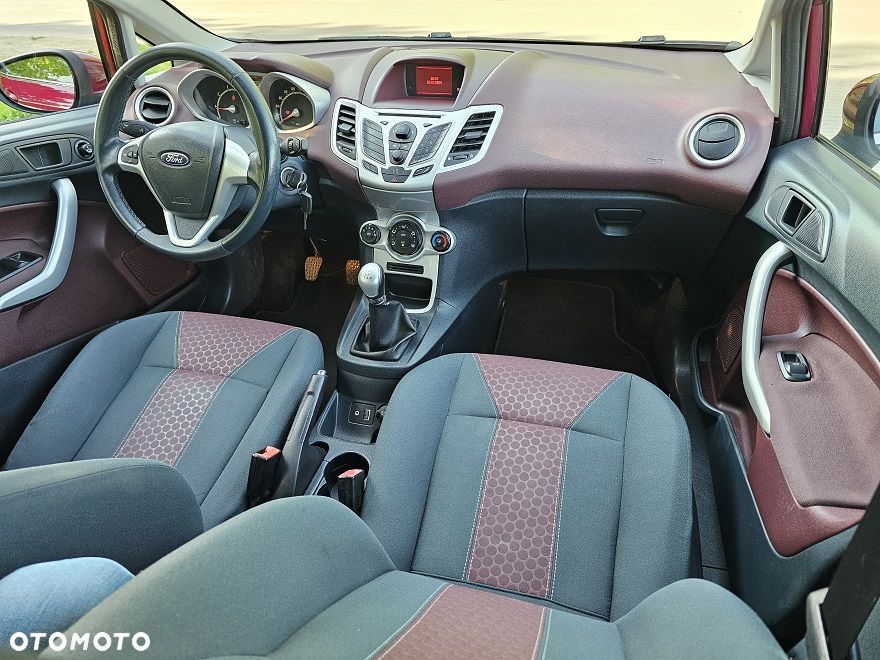 Ford Fiesta 1.25 Titanium - 21