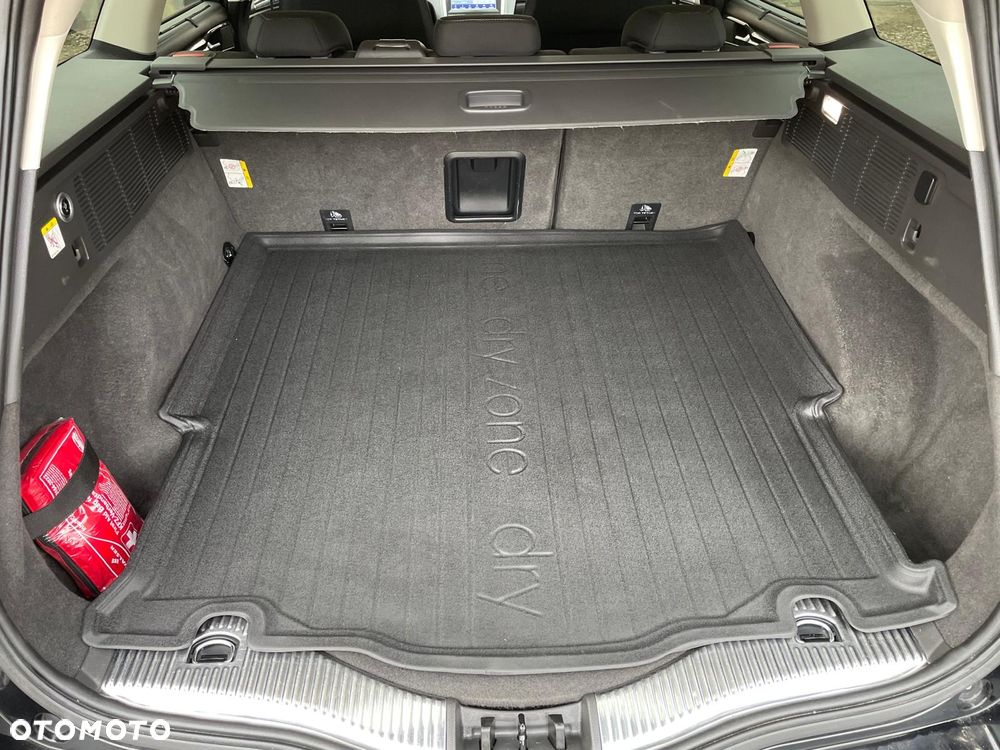 Ford Mondeo - 33