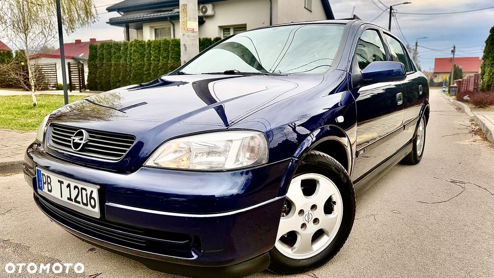 Opel Astra - 1