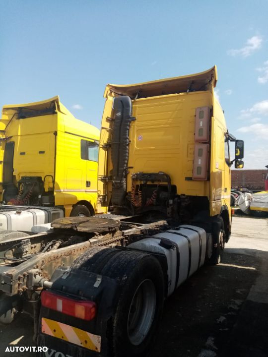 Dezmembrez camion Volvo FH 12 an fabricatie 2008 - 3