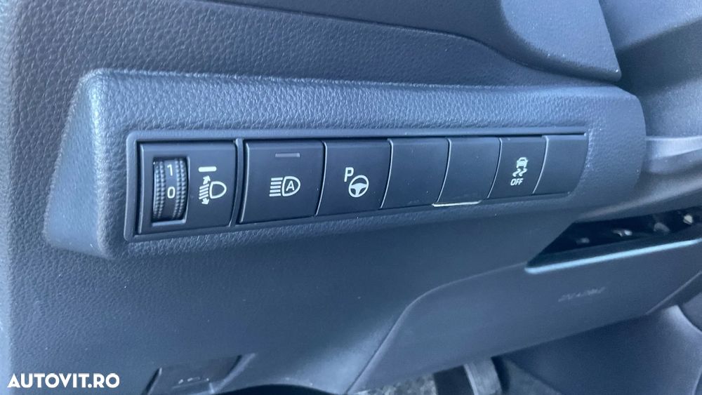 Toyota Corolla 1.8 HSD TS Dynamic - 16