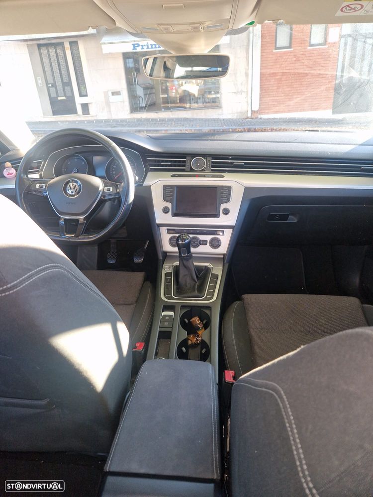 VW Passat Variant 2.0 TDi Confortline - 5