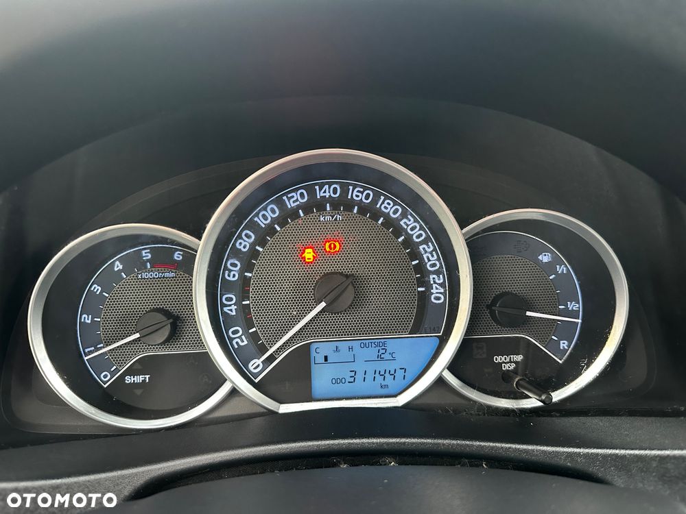 Toyota Auris 1.4 D-4D Life+ - 23