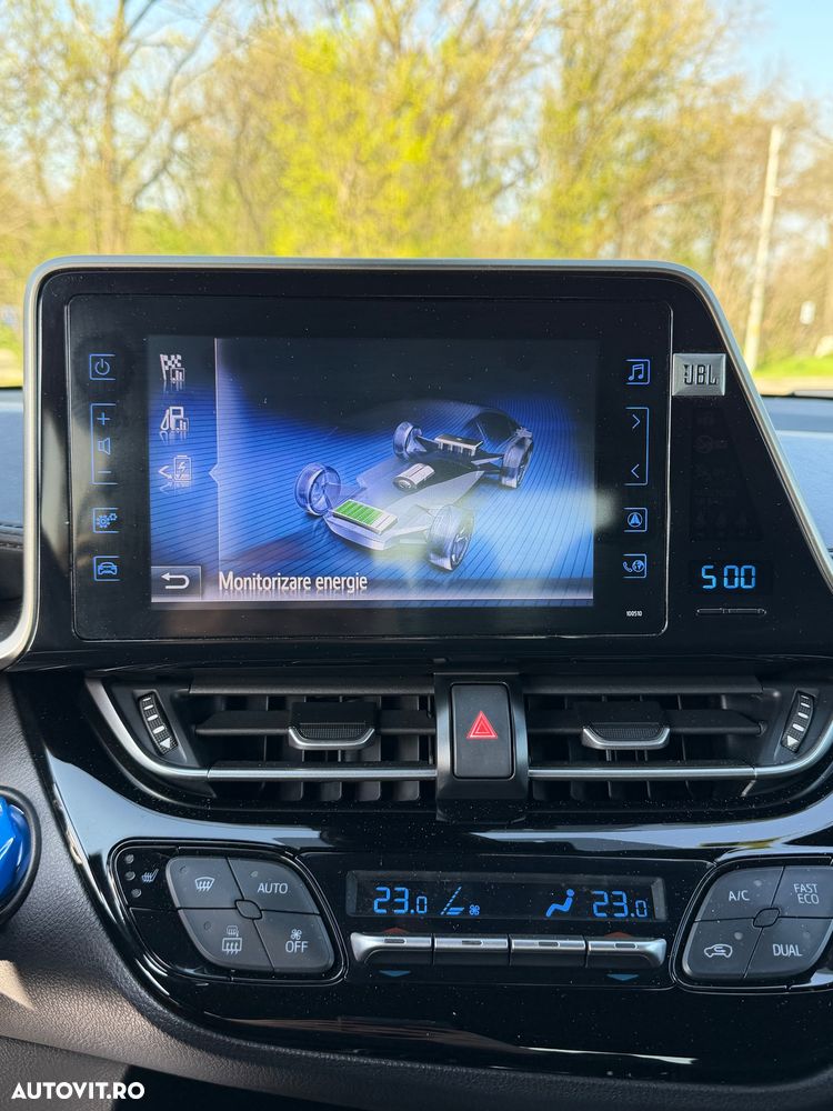 Toyota C-HR 1.8 HSD 4x2 CVT C-ult LED - 33