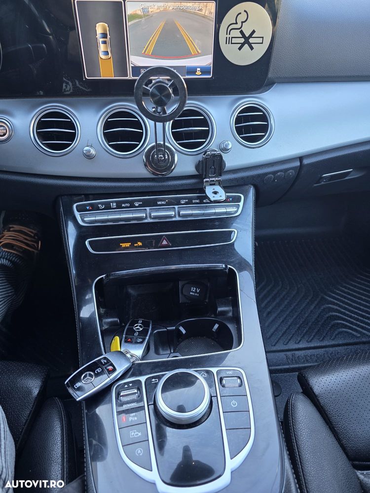 Mercedes-Benz E 220 d 4Matic 9G-TRONIC - 10
