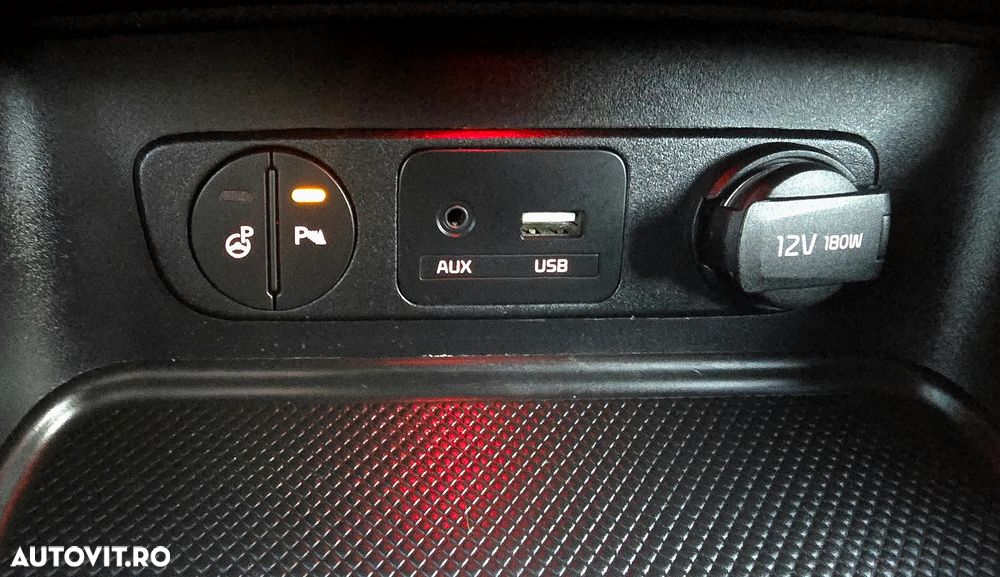 Kia Sportage 2,0 CRDI AWD Aut. Platinum - 32