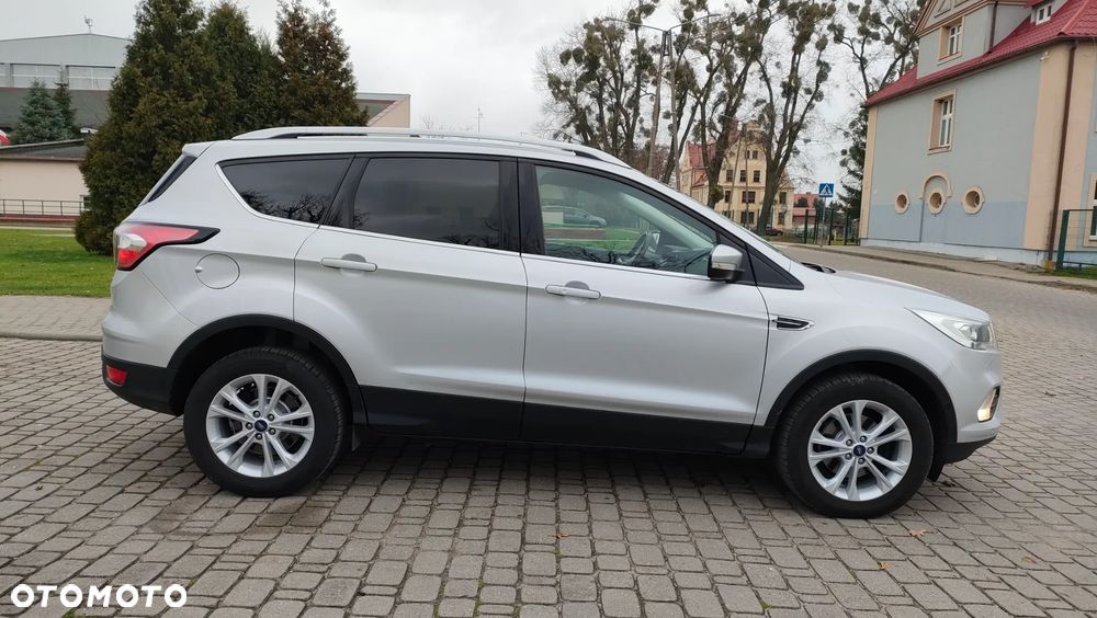 Ford Kuga 1.5 EcoBoost 2x4 Individual - 4