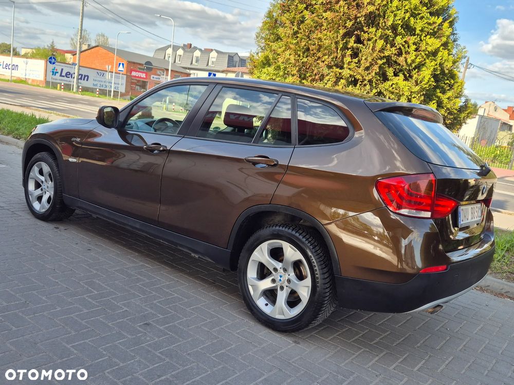 BMW X1 xDrive20d - 9