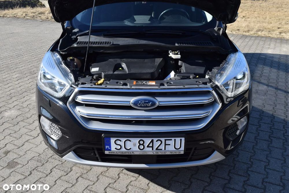 Ford Kuga 2.0 TDCi 4x4 Titanium - 38