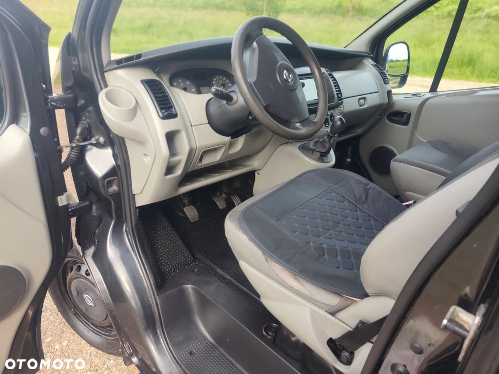 Opel Vivaro - 14