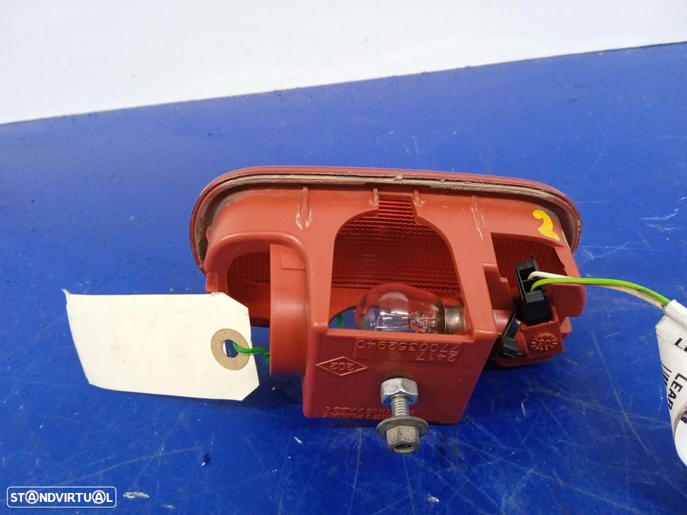 LUZ CENTRAL DE TRAVÃO FIAT SCUDO 2009 -7700352940 - 3