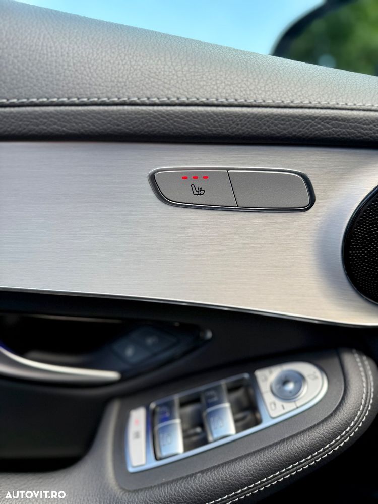 Mercedes-Benz GLC Coupe 300 de 4Matic 9G-TRONIC AMG Line - 26