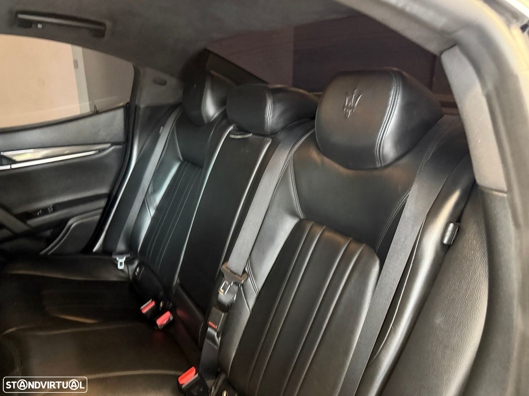 Maserati Ghibli Diesel GranSport - 36