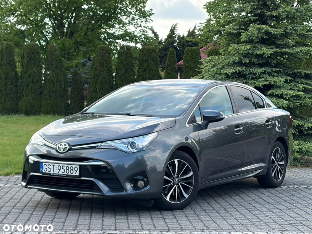 Toyota Avensis 2.0 D-4D Prestige - 2