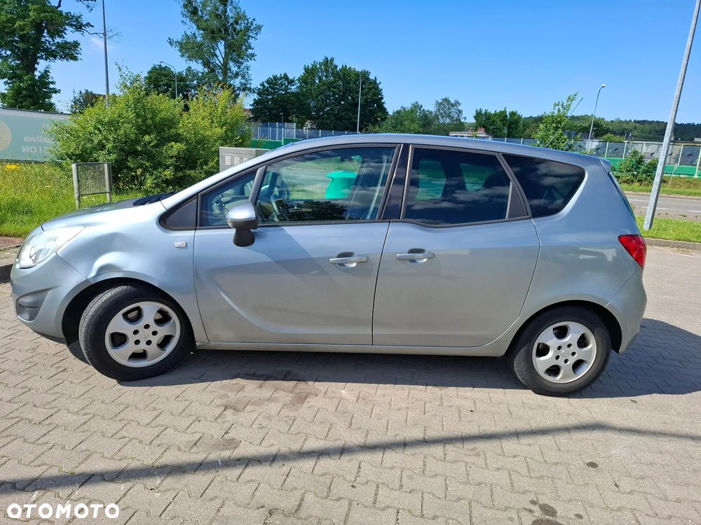 Opel Meriva 1.4 T Essentia - 13